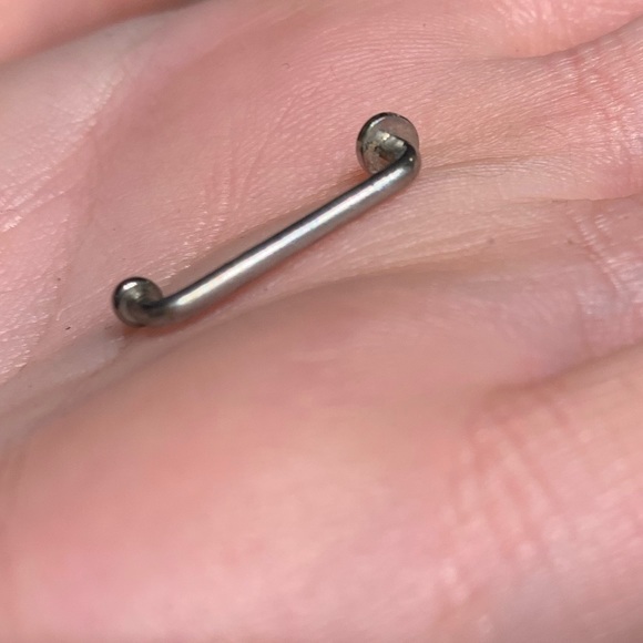 Flat surface barbell w/ flat bottom threaded gems - Picture 7 of 7